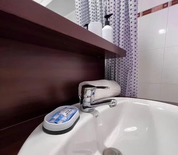 B309 Proche Paris Апартаменты